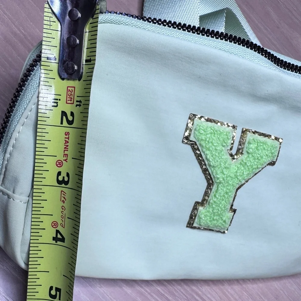 NEW ID Y Mint Green Waist Crossbody Shoulder Sling Pack adjustable strap.